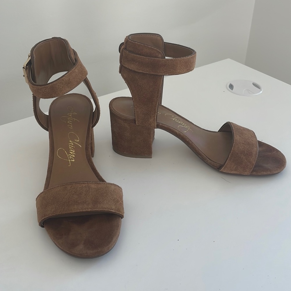 Arturo Chiang Brown Suede Block Heel